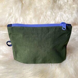 NWOT BAGGU Go Pouch Small - Extra Pink & Bay Laurel (Night Lights)